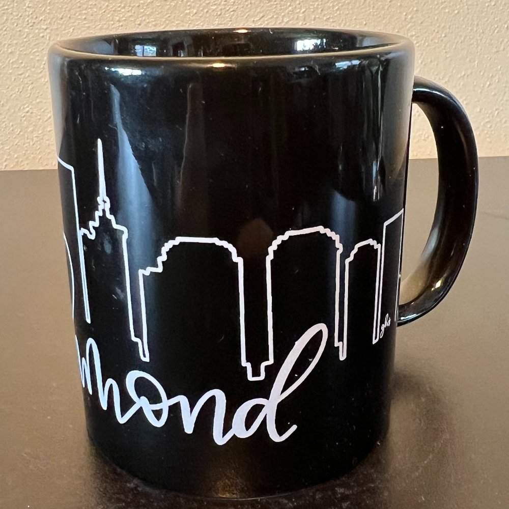 Richmond Virginia Souvenir Black White Ceramic Coffee Mug Skyline Tea Cup